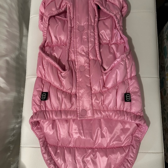 Aritzia Ruff Puff NWT - Picture 1 of 3